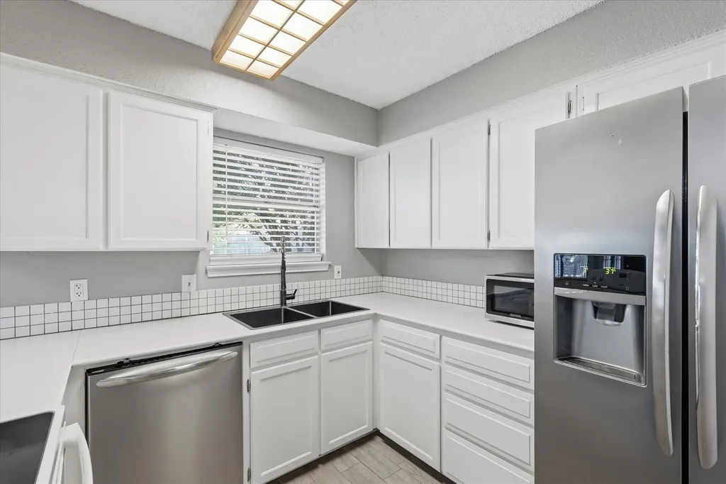 6505 Hughes Drive Watauga TX 76148