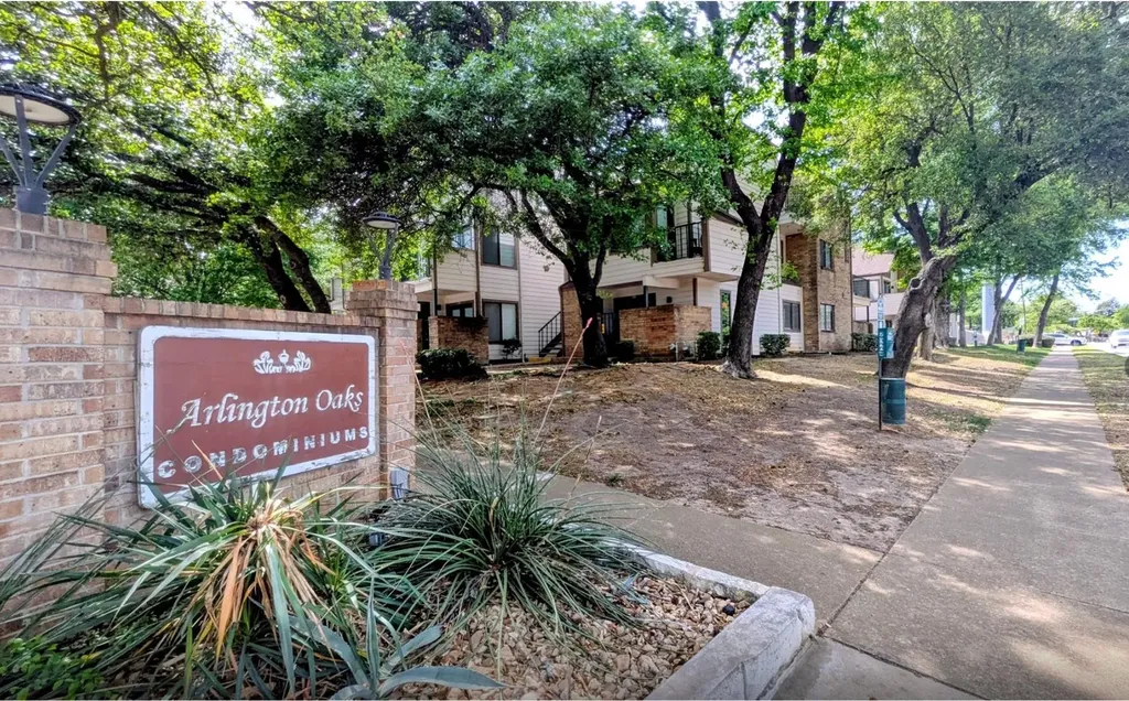 2312 Balsam Drive Arlington TX 76006