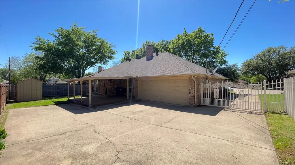 2709 Serenade Court Arlington TX 76015