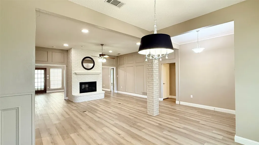 2709 Serenade Court Arlington TX 76015