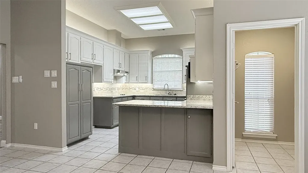 2709 Serenade Court Arlington TX 76015