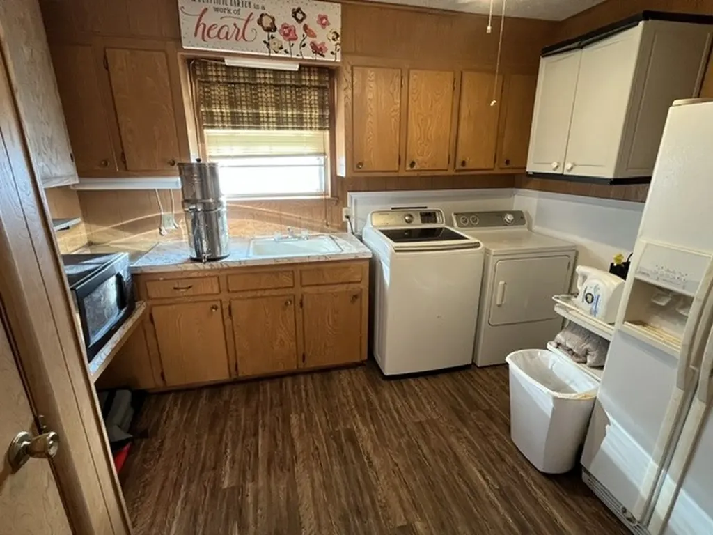 508 N Water Street Roby TX 79543
