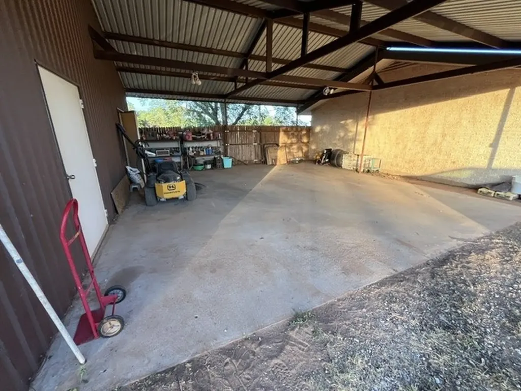 508 N Water Street Roby TX 79543