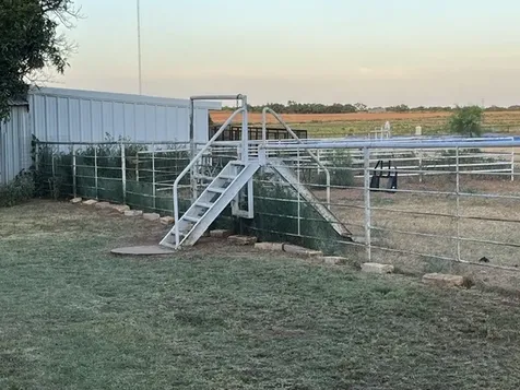 508 N Water Street Roby TX 79543