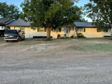 508 N Water Street Roby TX 79543