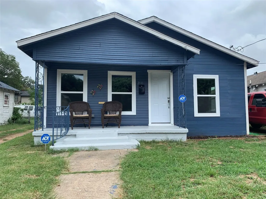 2310 Dathe Street Dallas TX 75215