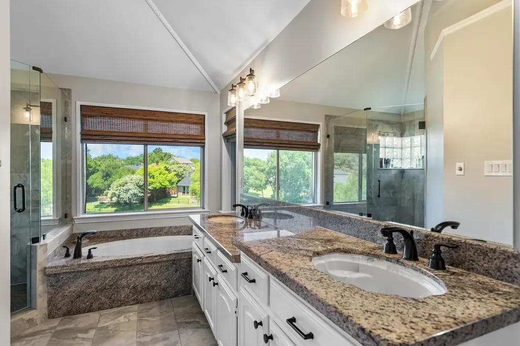 5208 Yacht Club Drive Rockwall TX 75032