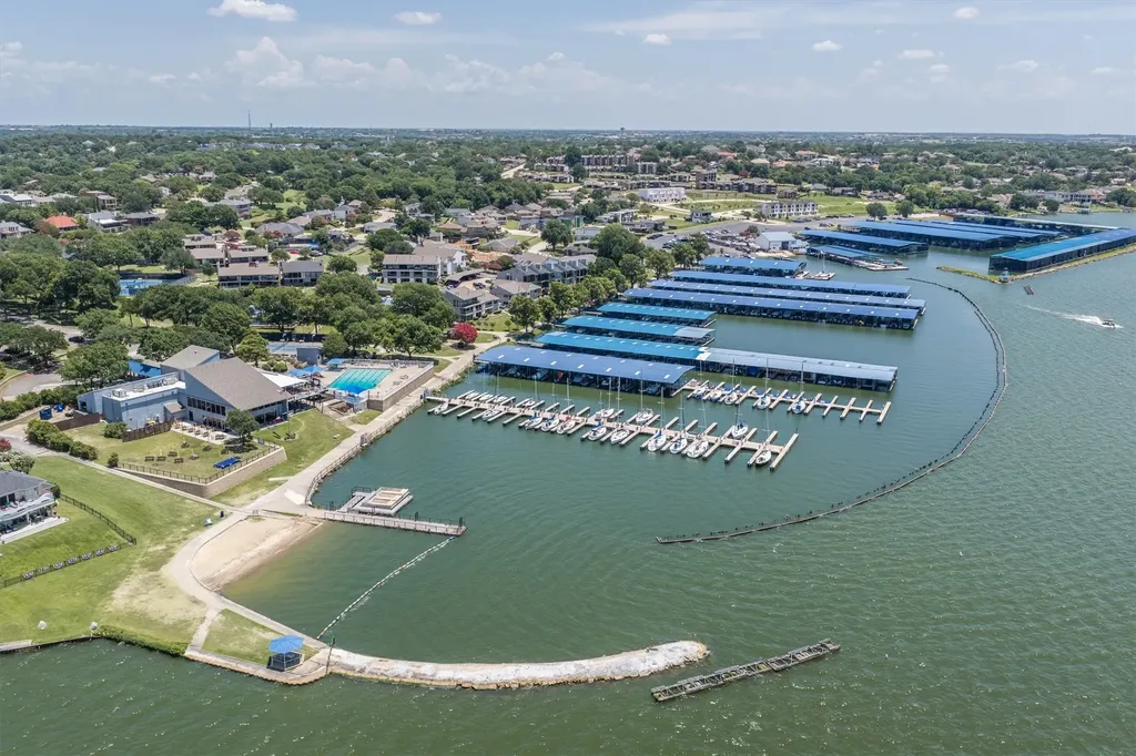 5208 Yacht Club Drive Rockwall TX 75032