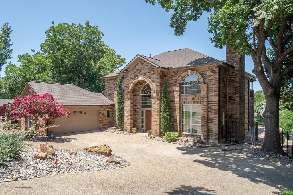 5208 Yacht Club Drive Rockwall TX 75032