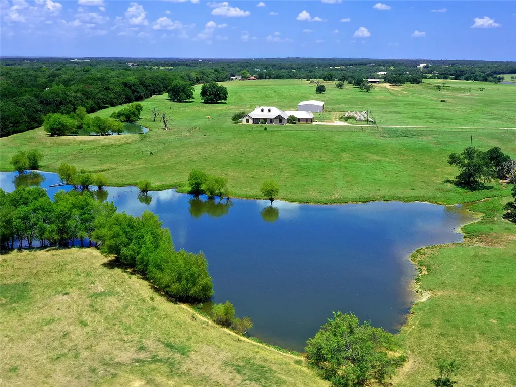 453 Tower Road Valley View TX 76272