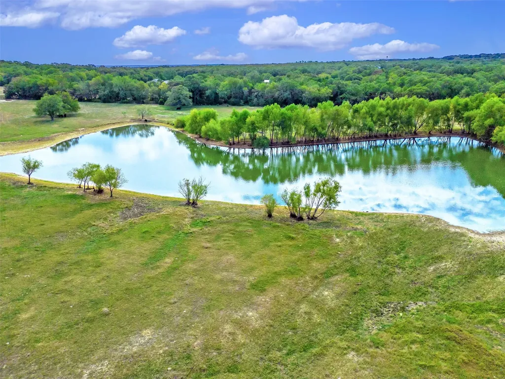 453 Tower Road Valley View TX 76272