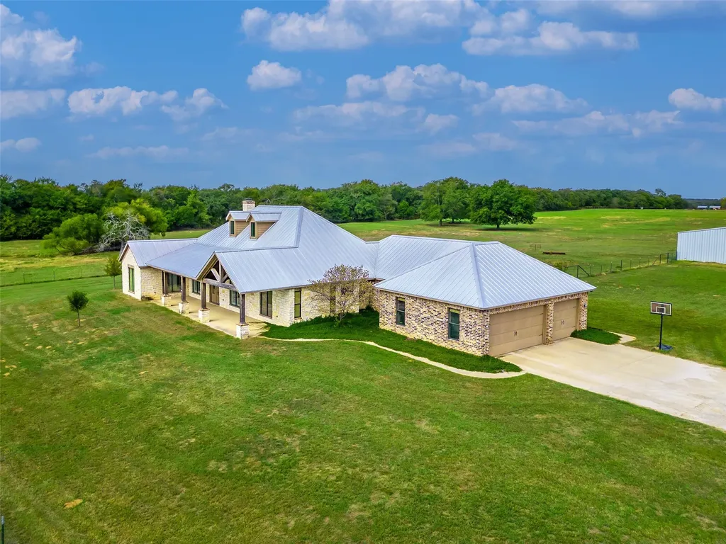 453 Tower Road Valley View TX 76272