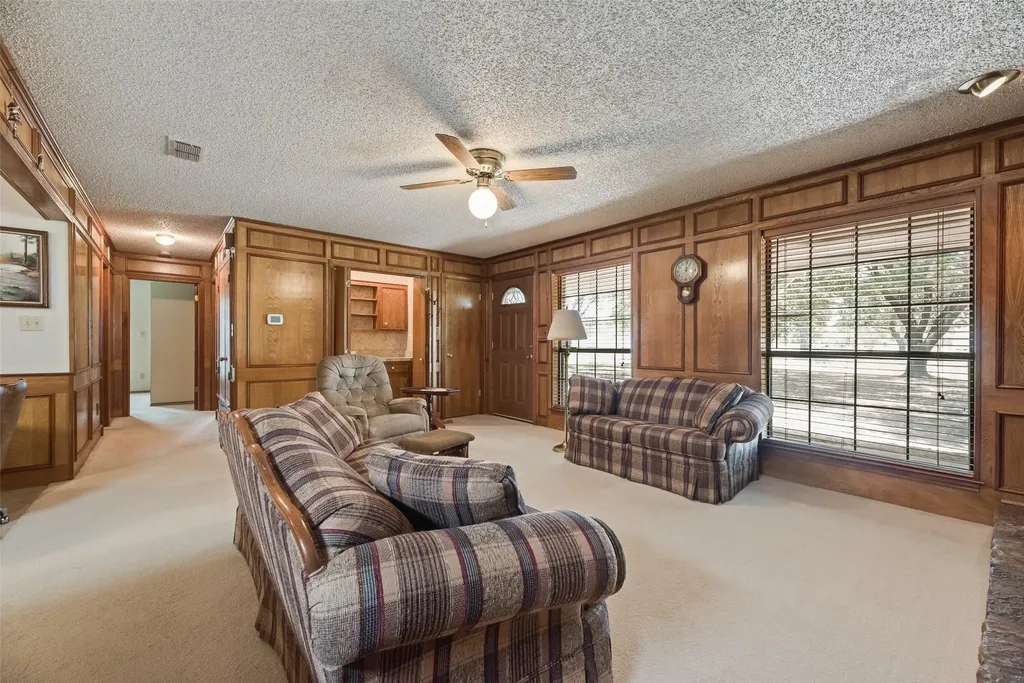 8991 County Road 156 Kaufman TX 75142