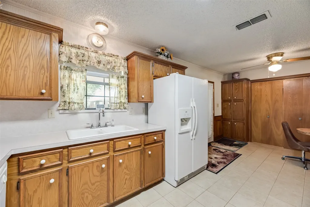 8991 County Road 156 Kaufman TX 75142