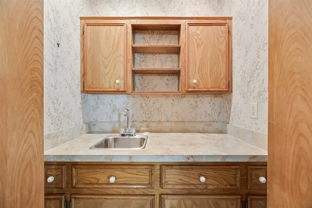 8991 County Road 156 Kaufman TX 75142