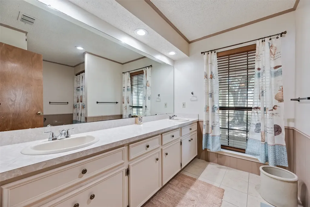 8991 County Road 156 Kaufman TX 75142