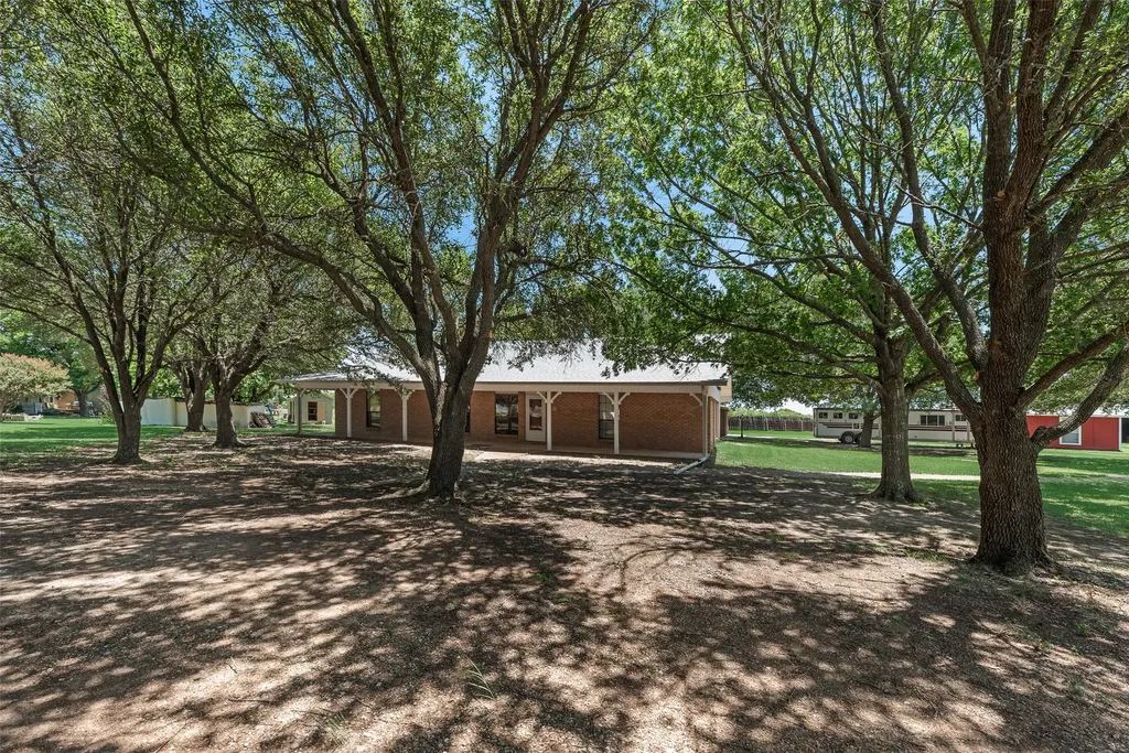 8991 County Road 156 Kaufman TX 75142