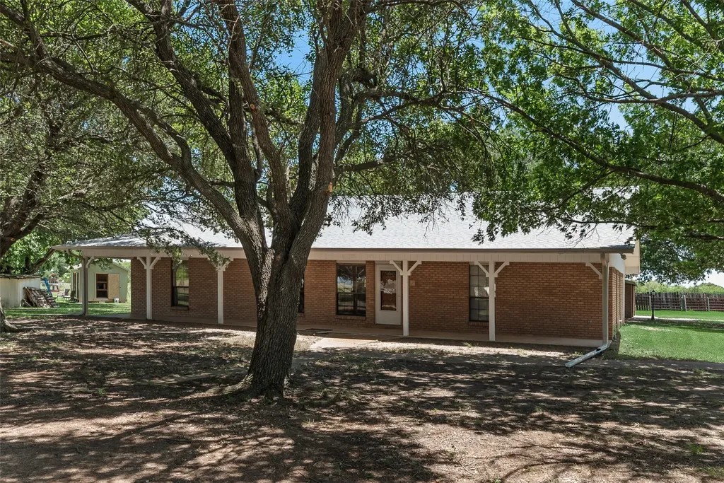 8991 County Road 156 Kaufman TX 75142