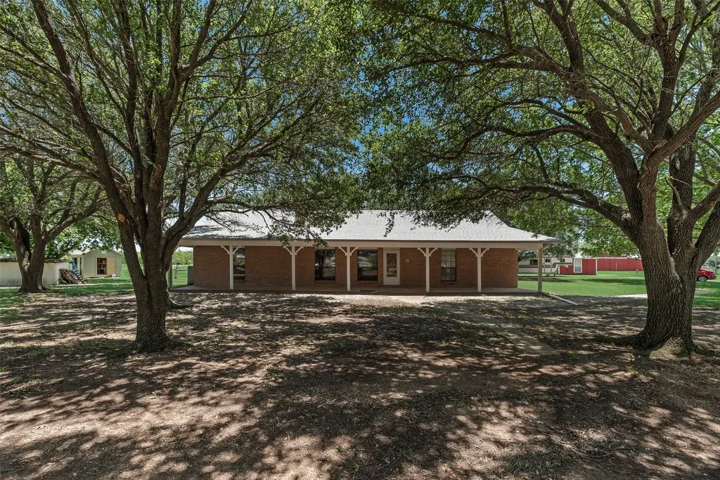 8991 County Road 156 Kaufman TX 75142