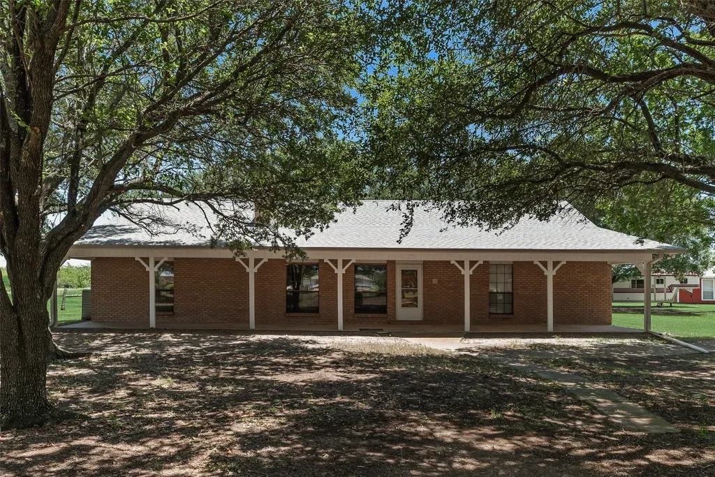 8991 County Road 156 Kaufman TX 75142