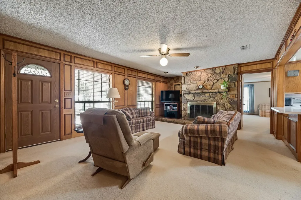 8991 County Road 156 Kaufman TX 75142