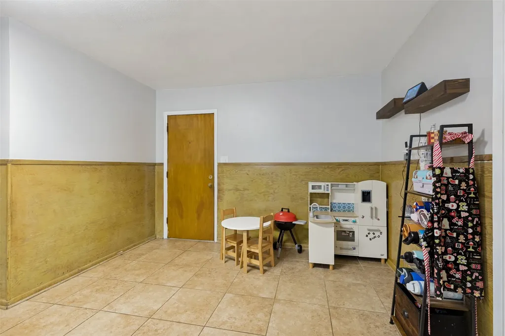 401 S Vick Street Decatur TX 76234