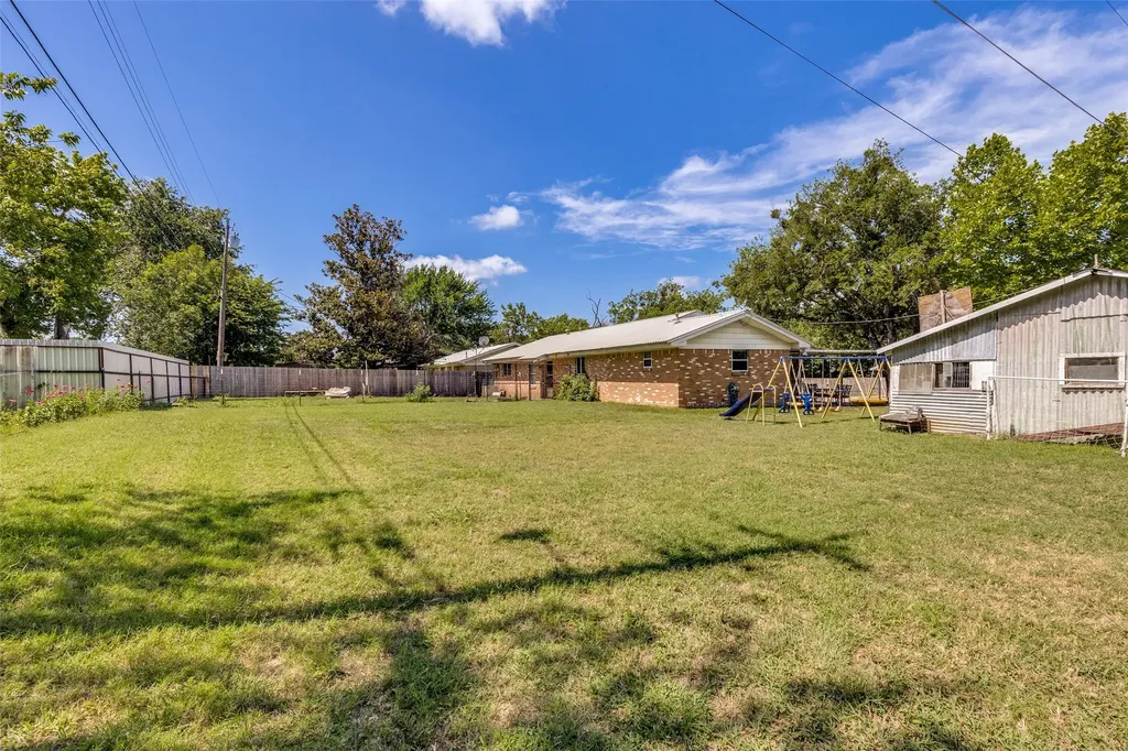 401 S Vick Street Decatur TX 76234