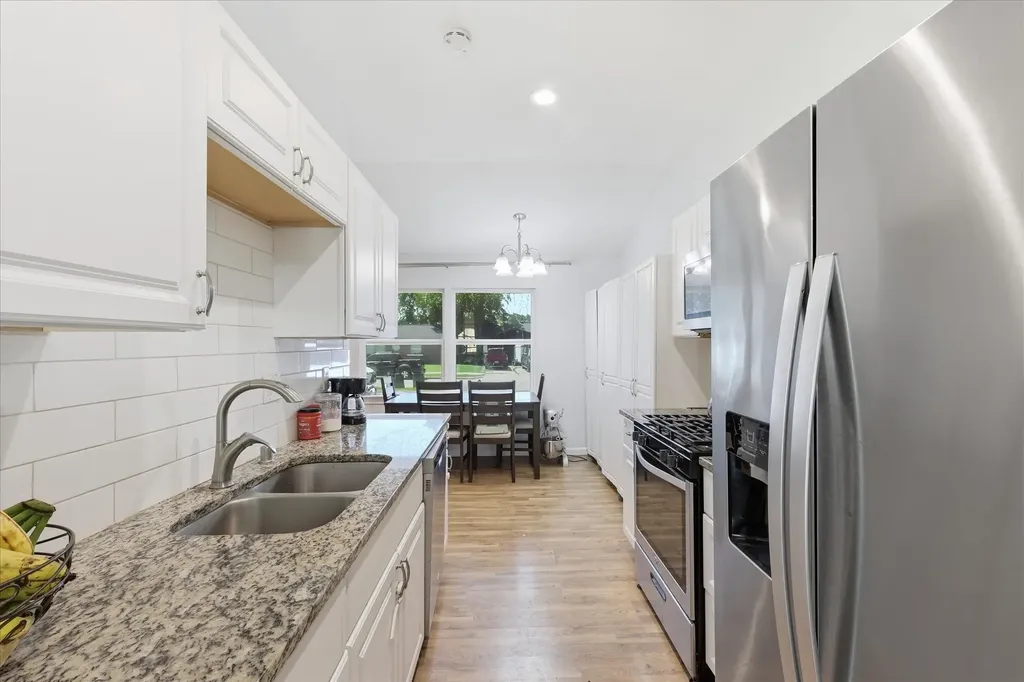 2715 Cary Drive Mesquite TX 75150