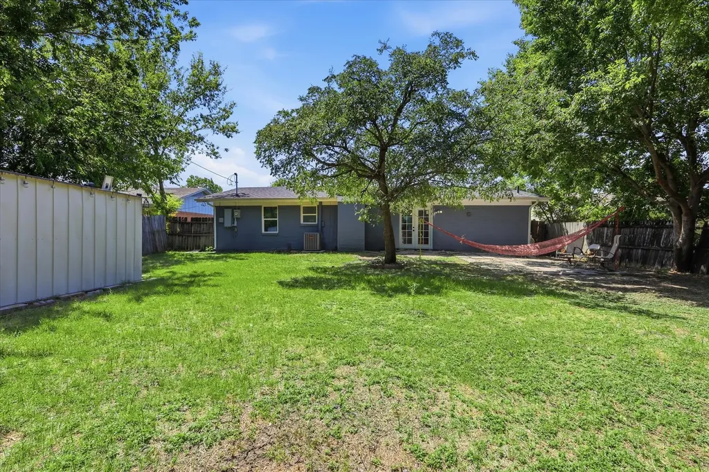 2715 Cary Drive Mesquite TX 75150