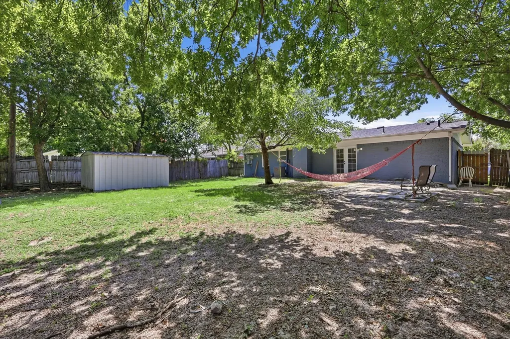 2715 Cary Drive Mesquite TX 75150