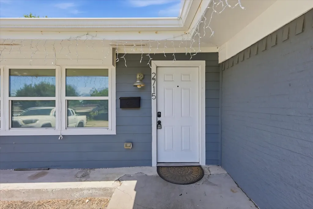 2715 Cary Drive Mesquite TX 75150