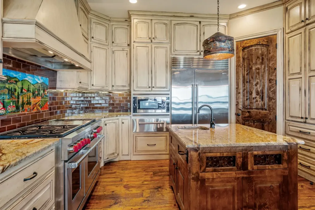 172 Enchanted Drive Enchanted Oaks TX 75156
