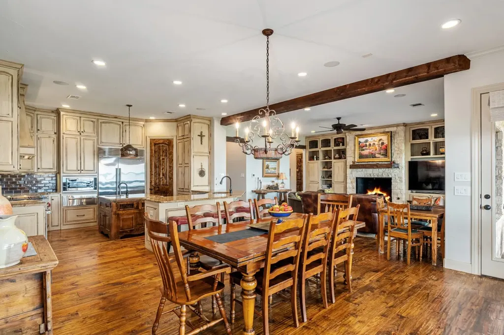 172 Enchanted Drive Enchanted Oaks TX 75156