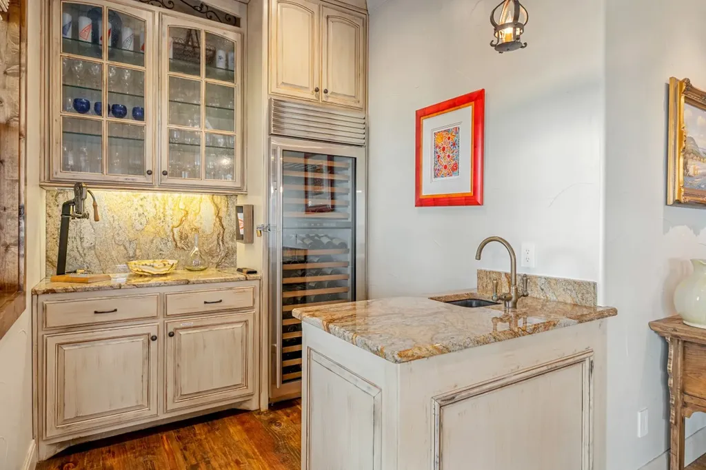 172 Enchanted Drive Enchanted Oaks TX 75156