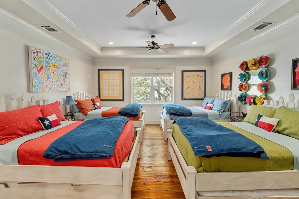 172 Enchanted Drive Enchanted Oaks TX 75156