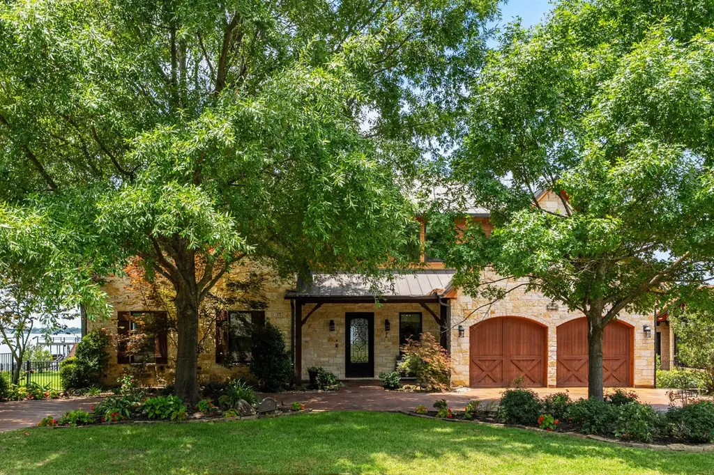 172 Enchanted Drive Enchanted Oaks TX 75156