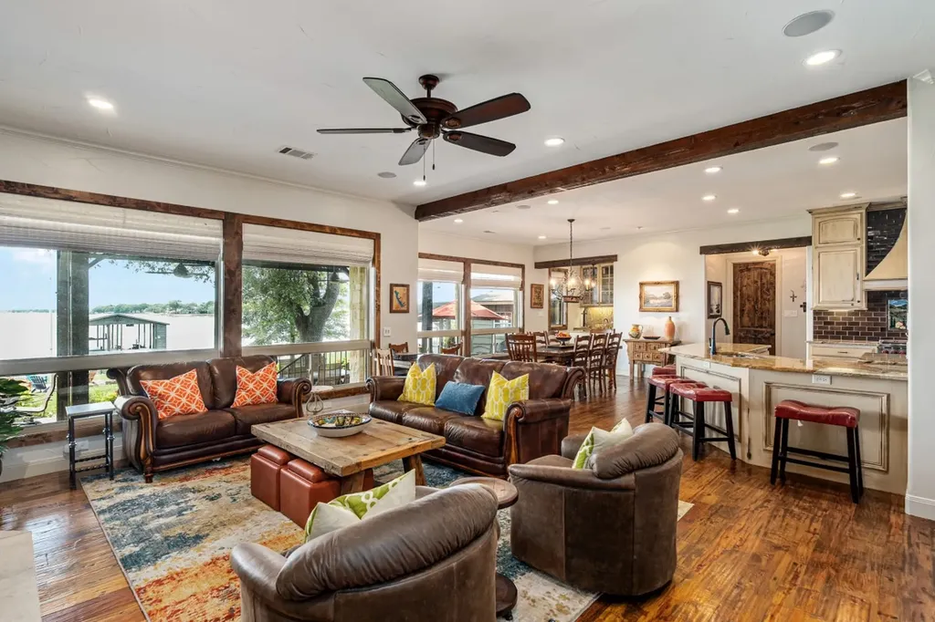 172 Enchanted Drive Enchanted Oaks TX 75156