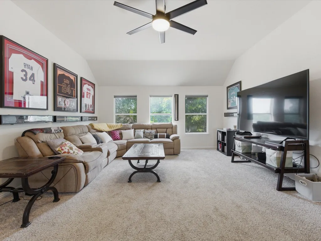 4008 Falcon Ridge Drive Haltom City TX 76137
