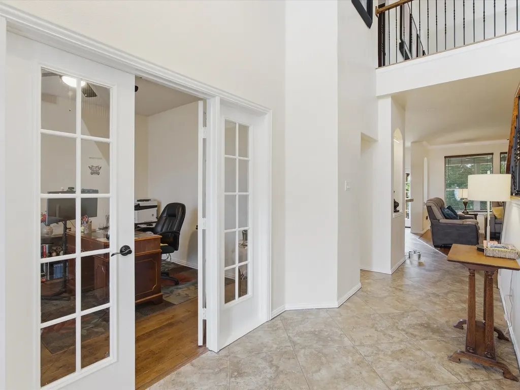 4008 Falcon Ridge Drive Haltom City TX 76137