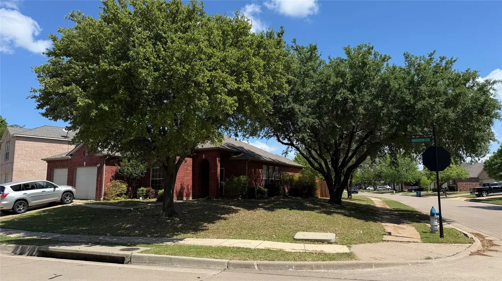 10502 Augusta Lane Rowlett TX 75089