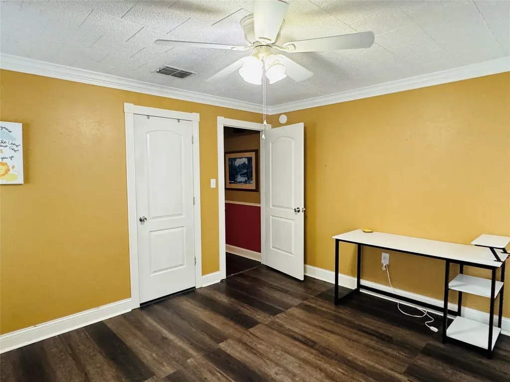 1007 N Johnson Street Mineola TX 75773