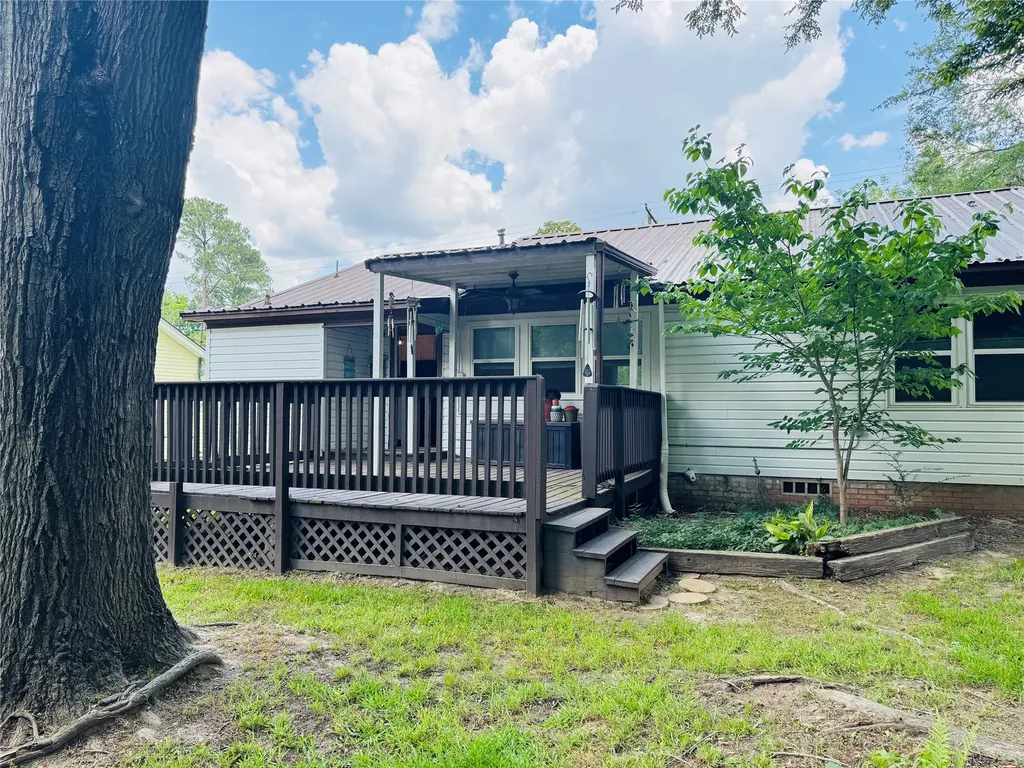 1007 N Johnson Street Mineola TX 75773