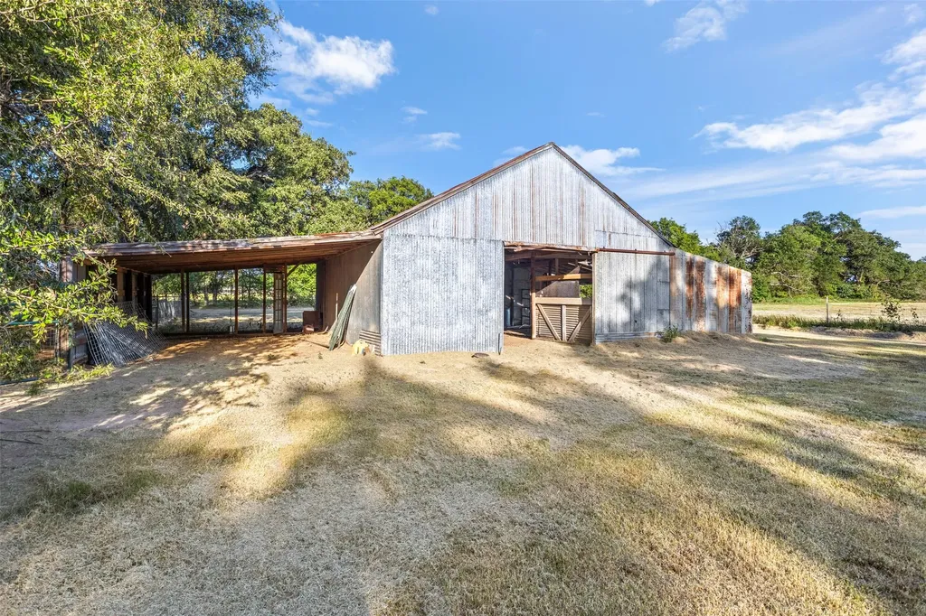 8412 County Road 4084 Scurry TX 75158