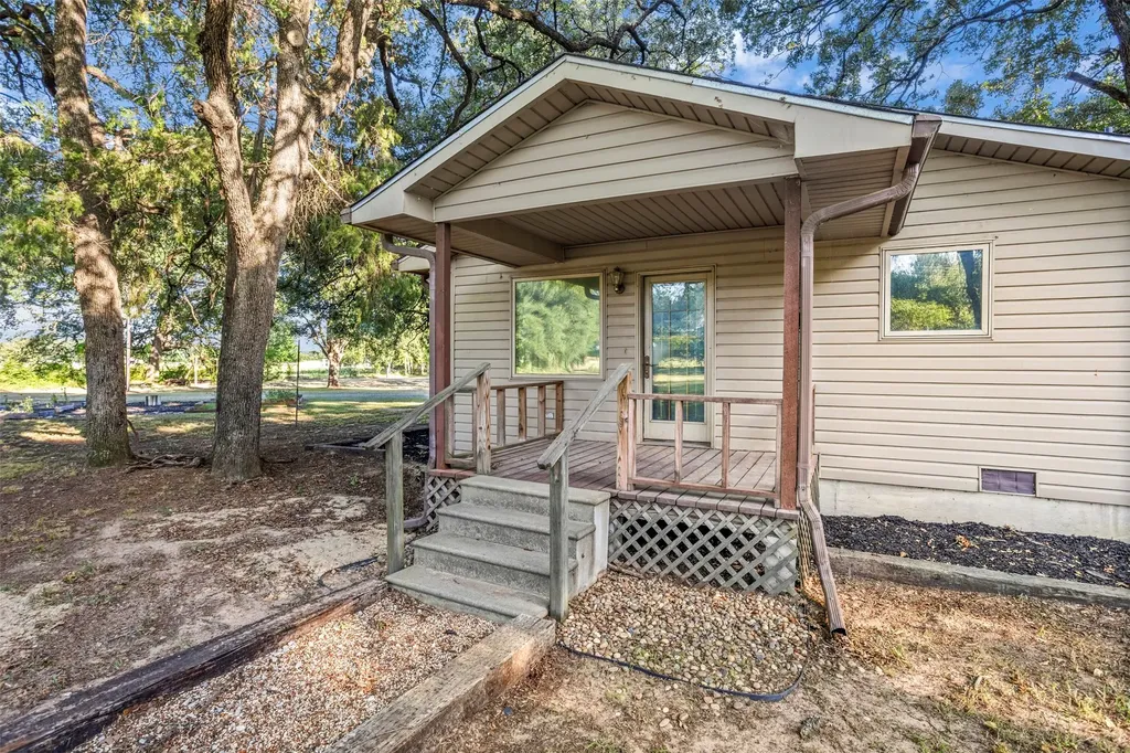 8412 County Road 4084 Scurry TX 75158