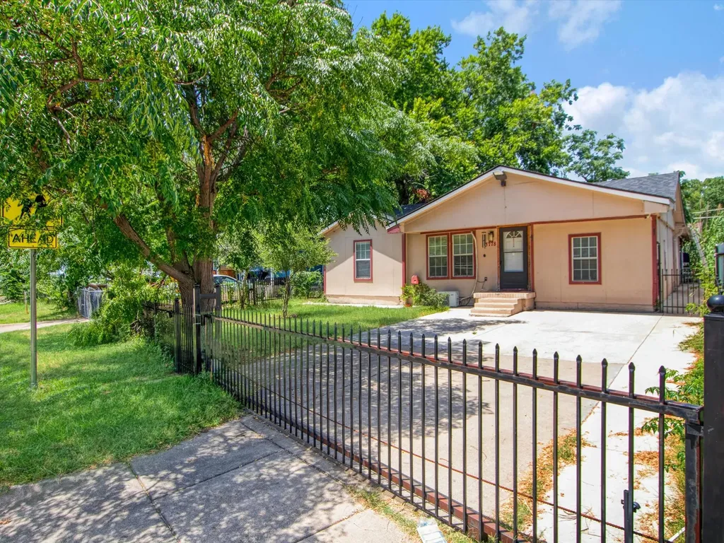 3778 Donalee Street Fort Worth TX 76119
