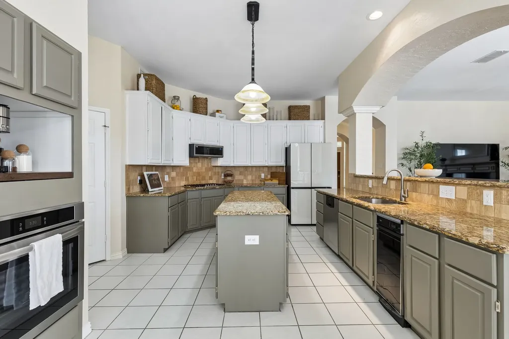 7201 Avalon Drive Plano TX 75025