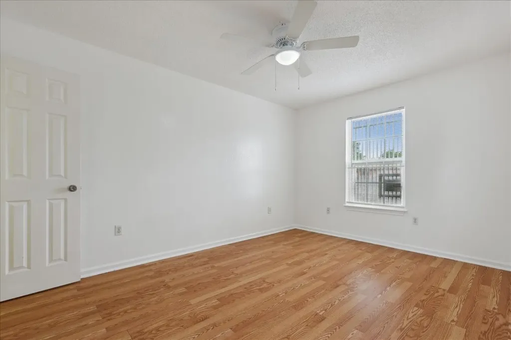 4043 Gray Oak Place Dallas TX 75212