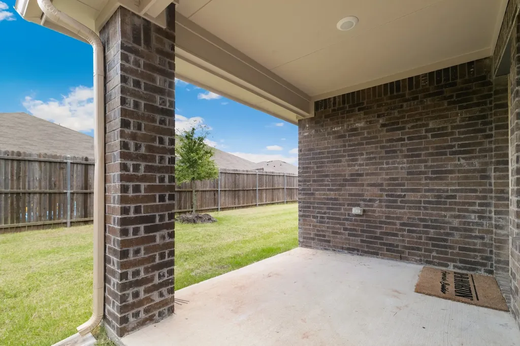 102 Sunberry Drive Caddo Mills TX 75135