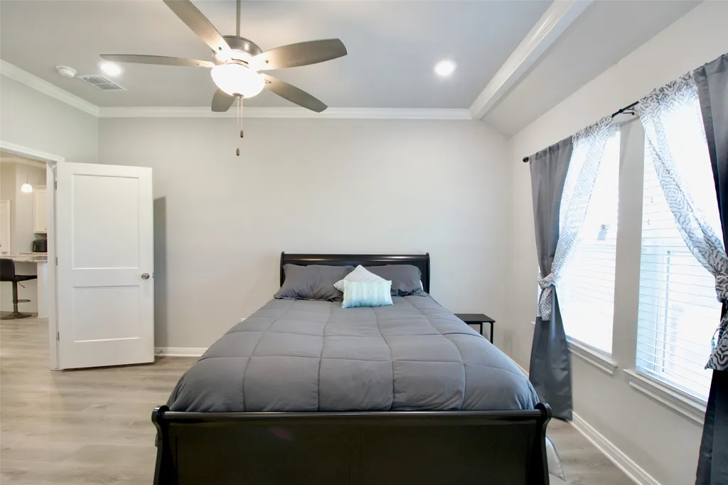 429 Travis Drive Mcgregor TX 76657