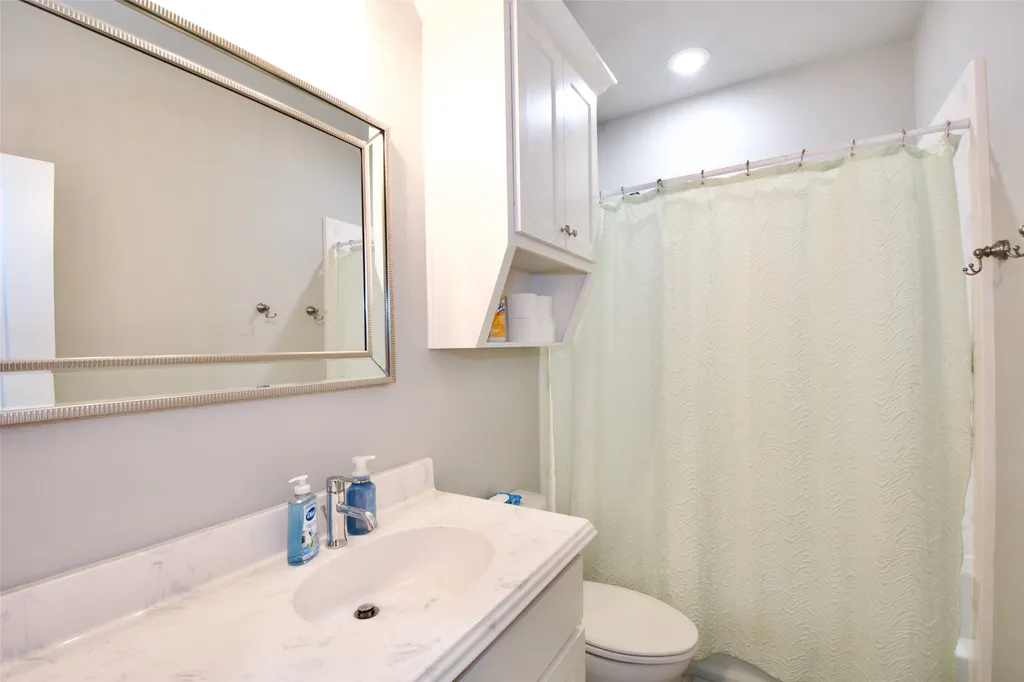 429 Travis Drive Mcgregor TX 76657